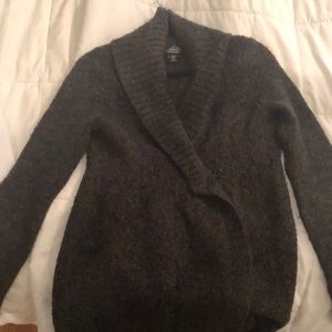 Gray maternity sweater